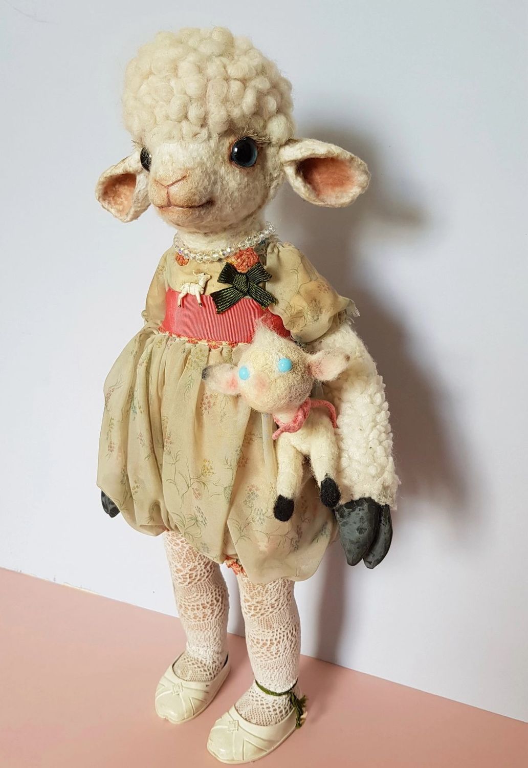 Annie Montgomerie: Missies and Nippers