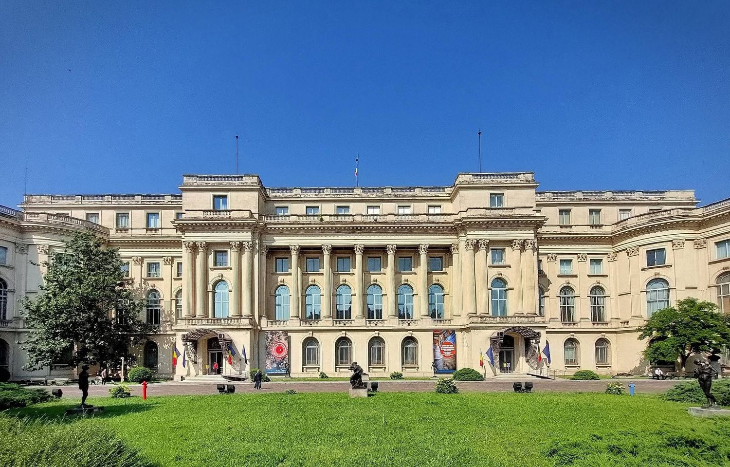 Celebrăm The Met