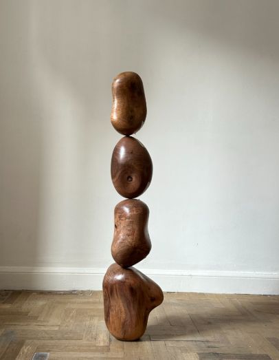 Claire de Santa Coloma: Urform