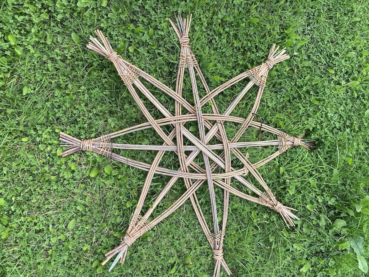 Festive Morning Star Willow Weaving Workshop at Blackwell