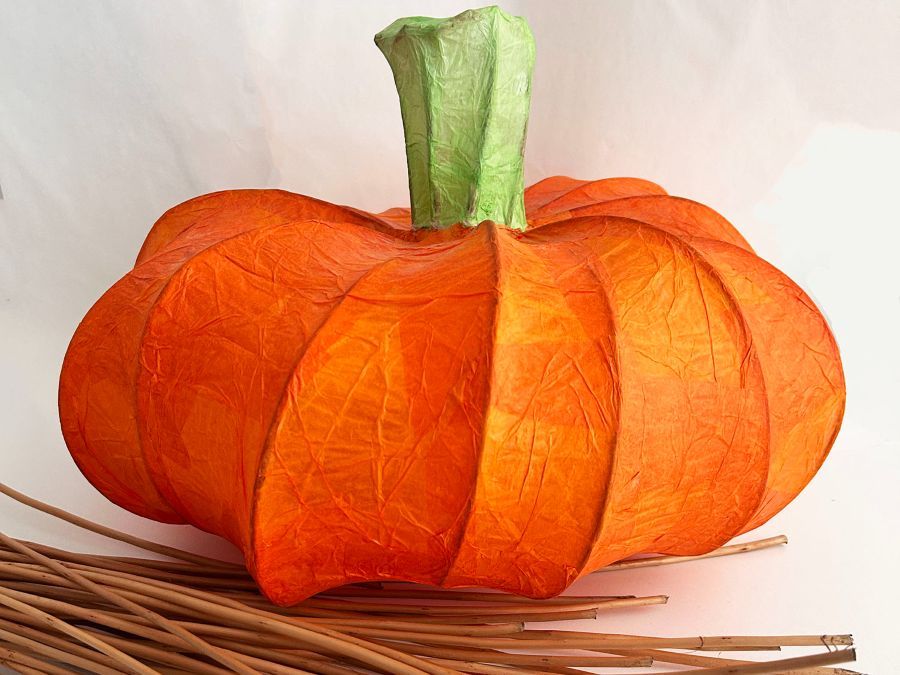 Make Your Own Willow Lantern